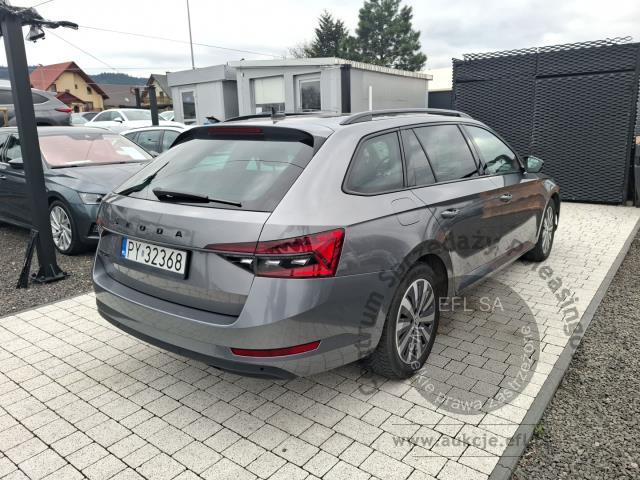 4 - Skoda Superb 2.0 TDI SCR Style DSG 2023r. PY32368 Uwaga! Pojazd znajduje się w firmie AACAR sp. z o.o. Jawornik 90, 32-400 Myślenice