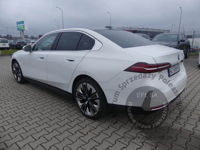 16 - BMW 530E HYBRYDA PLUG-IN G60 2023r.