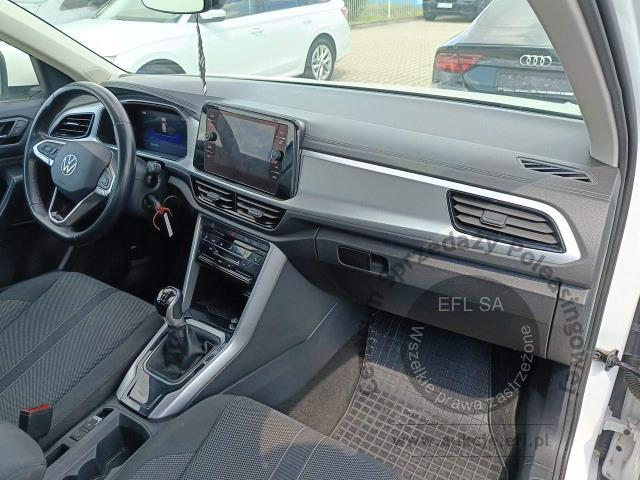 12 - Volkswagen T-ROC 1.5 TSI Life Hatchback 2023r. DW9WC68 Magnice
