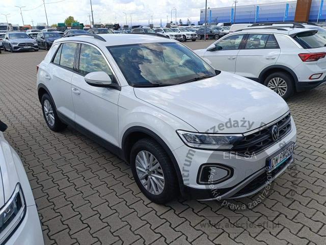4 - Volkswagen T-ROC 1.5 TSI Life Hatchback 2023r. DW9WC68 Magnice