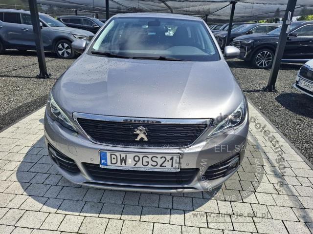 2 - PEUGEOT 308 2019r. DW9GS21 Pojazd znajduje się w firmie AACAR sp. z o.o. Kasztanowa 5, 32-400 Jawornik