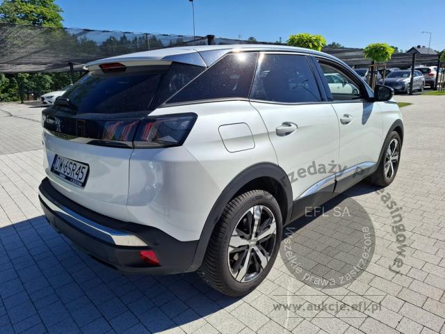 4 - PEUGEOT 3008 1.2 PureTech Allure Pack  2022r. DW6SR45 Pojazd znajduje się w firmie AACAR sp. z o.o. Jawornik 90, 32-400 Myślenice