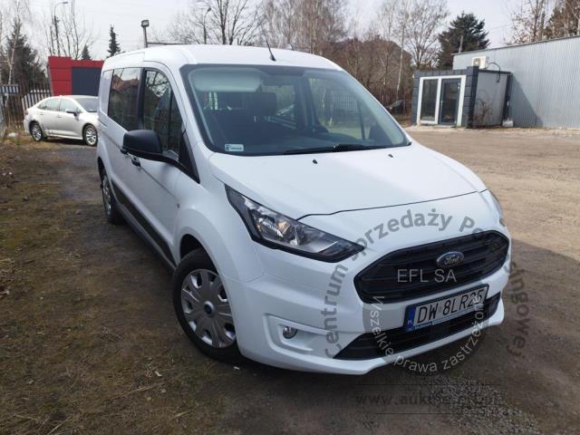 3 - Ford  Transit Connect  2020r. DW8LR25 Pojazd znajduje się w firmie ARCTOS GROUP sp. z o.o. Al. Krakowska 7, 02-183 Warszawa