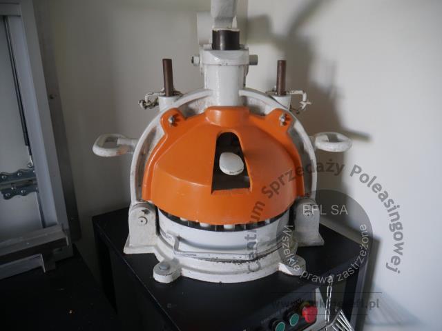 28 - Przyczepa gastronomiczna "pączki"  RYBIŃSKA TRAILER 2022r.