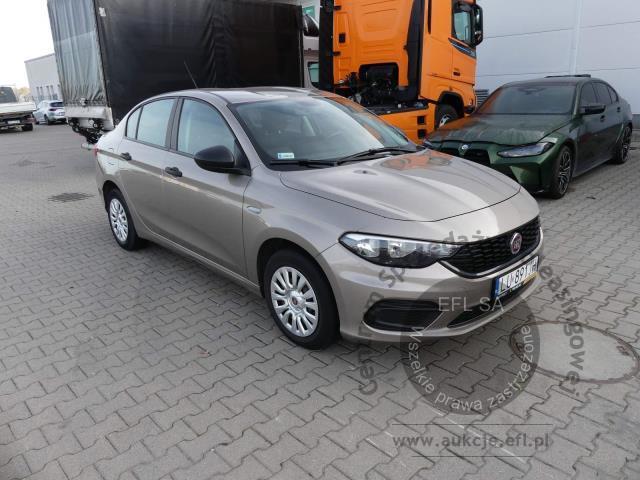 2 - FIAT TIPO 1.4 95KM SEDAN 2018r.