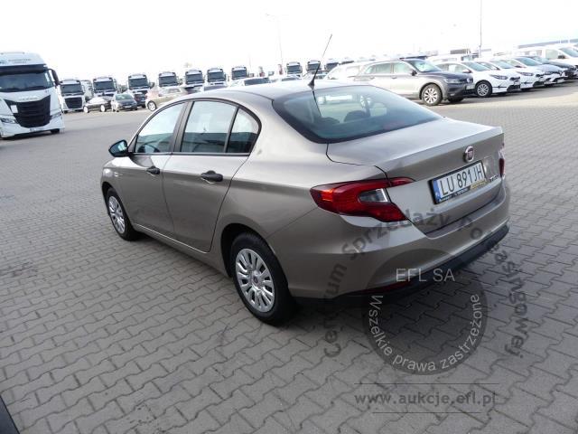 11 - FIAT TIPO 1.4 95KM SEDAN 2018r.