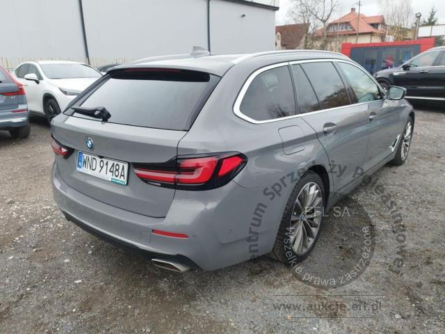 4 - BMW  Seria 5 2022r. WND9148A Pojazd znajduje się w firmie ARCTOS GROUP sp. z o.o. Al. Krakowska 7, 02-183 Warszawa
