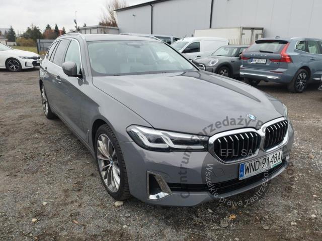 5 - BMW  Seria 5 2022r. WND9148A Pojazd znajduje się w firmie ARCTOS GROUP sp. z o.o. Al. Krakowska 7, 02-183 Warszawa
