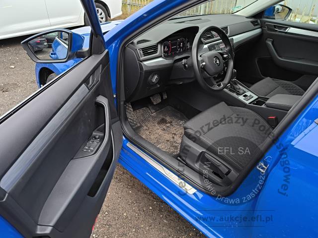 8 - Skoda Superb 2.0 TDI SCR Ambition DS 2023r. WZ736GC Pojazd znajduje się w firmie ARCTOS GROUP sp. z o.o. Al. Krakowska 7, 02-183 Warszawa