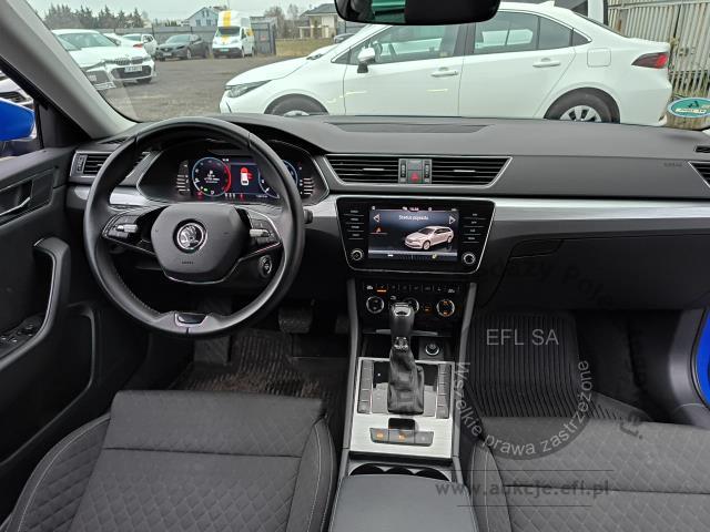 10 - Skoda Superb 2.0 TDI SCR Ambition DS 2023r. WZ736GC Pojazd znajduje się w firmie ARCTOS GROUP sp. z o.o. Al. Krakowska 7, 02-183 Warszawa