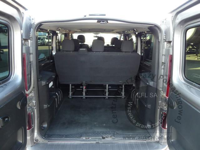 13 - OPEL VIVARO TOURER 1.6 CDTI 9 OSOB 2018r.