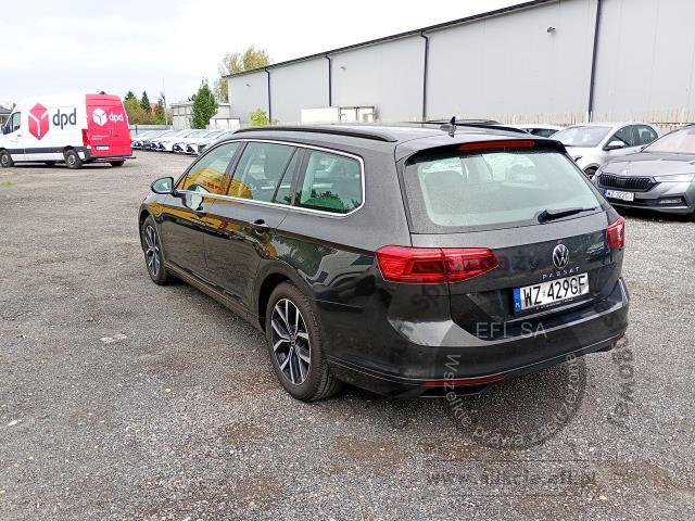 5 - Volkswagen Passat 2.0 TDI Business DSG 2023r. WZ429GF Pojazd znajduje się w firmie ARCTOS GROUP sp. z o.o. Al. Krakowska 7, 02-183 Warszawa