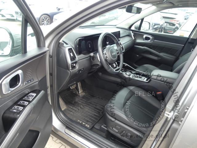 7 - KIA SORENTO 1.6 TGDI HEV AWD 2023r.