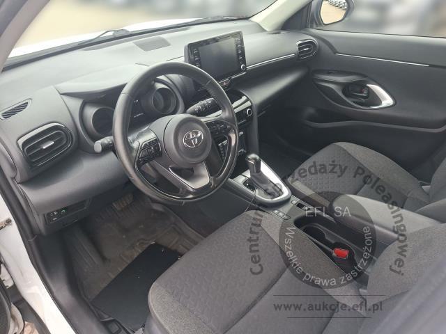 7 - TOYOTA YARIS CROSS 1,5VVT HYBRID CVT 2023r.