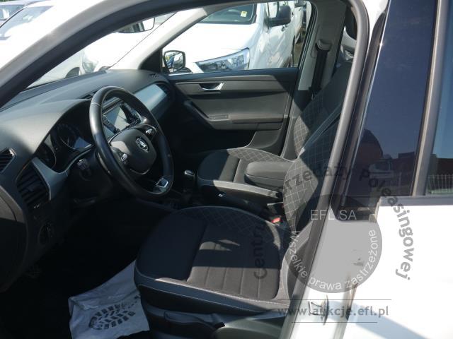 5 - Skoda Fabia 1.0 TSI Classic Ambition 2022r. WND9160A AUTO MOTO CENTRUM Sp. z o.o. Poznań 61-312, ul. Ostrowska  328