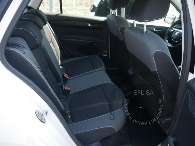 7 - Skoda Fabia 1.0 TSI Classic Ambition 2022r. WND9160A AUTO MOTO CENTRUM Sp. z o.o. Poznań 61-312, ul. Ostrowska  328