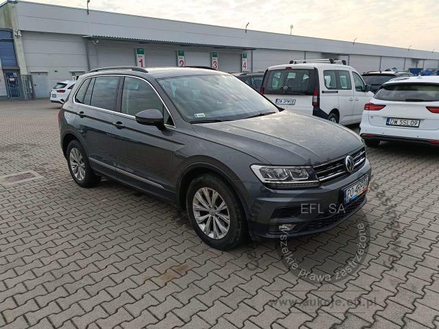 4 - Volkswagen Tiguan 1.5 TSI EVO Comfortline 2020r. PO4RP01 Magnice