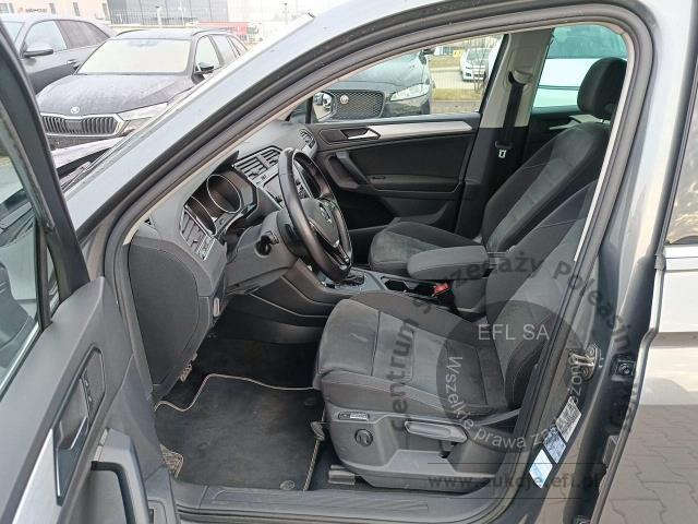 8 - Volkswagen Tiguan 1.5 TSI EVO Comfortline 2020r. PO4RP01 Magnice