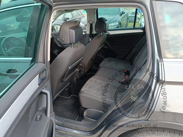 9 - Volkswagen Tiguan 1.5 TSI EVO Comfortline 2020r. PO4RP01 Magnice