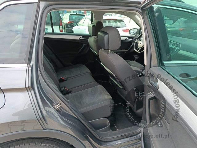 10 - Volkswagen Tiguan 1.5 TSI EVO Comfortline 2020r. PO4RP01 Magnice