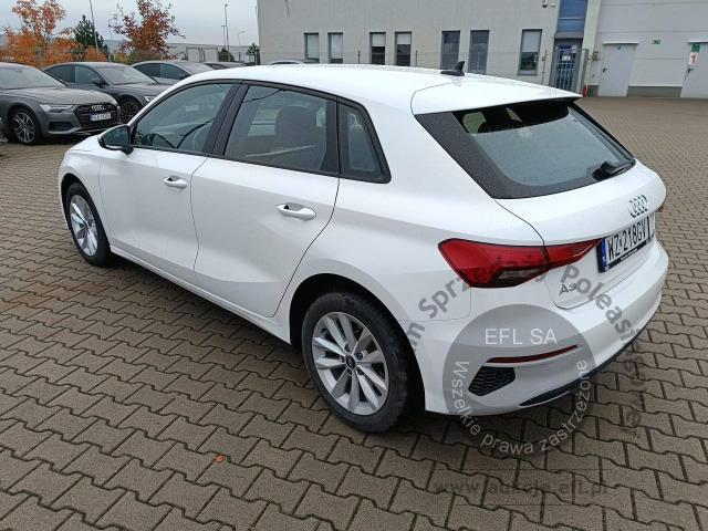 2 - Audi A3 30 TFSI mHEV S tronic 2023r. WZ218GV Magnice
