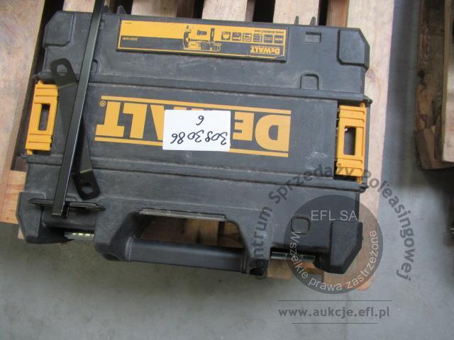 2 - Młotowiertarka DEWALT D25144-QS w walizce