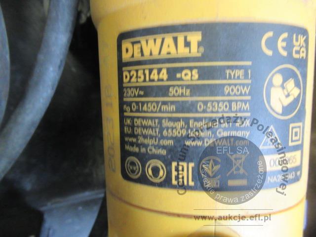 4 - Młotowiertarka DEWALT D25144-QS w walizce