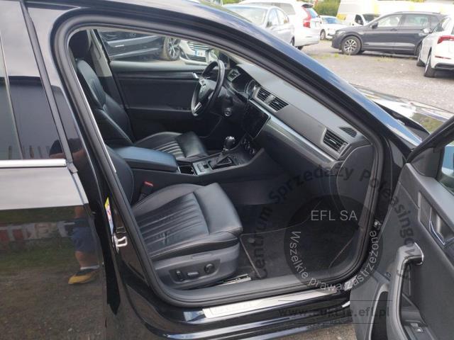 9 - Skoda Superb 2.0 TDI SCR 4x4 Style DSG 2020r. WW131SG UWAGA!! Pojazd znajduje się w lokalizacji: Warszawa, Al. Krakowska 7, 02-183 Warszawa