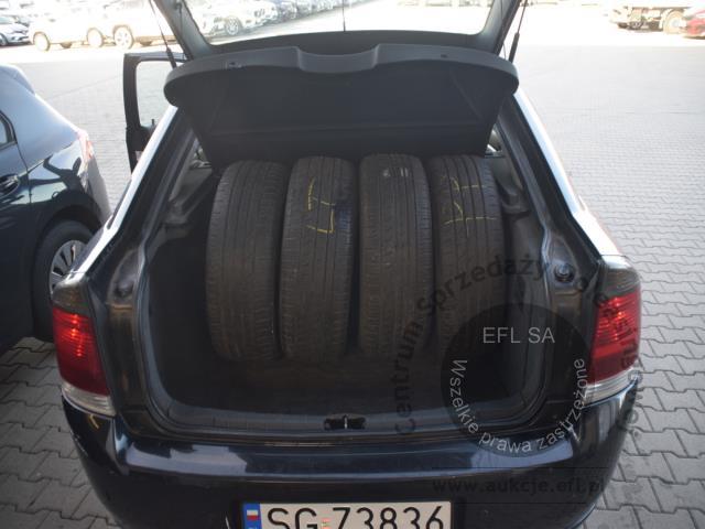 12 - OPEL VECTRA GTS 1.8 LIFTBACK 2003r.