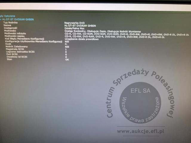 25 - Komputer stacjonarny Fujitsu E520 E85 + monitor Fujitsu