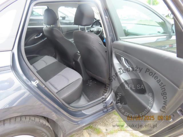 11 - Hyundai i30 1.5 DPI Classic + 2021r. DW5PK19 UWAGA!! Pojazd znajduje się w lokalizacji: Katowice 40-689, Małachowskiego 16