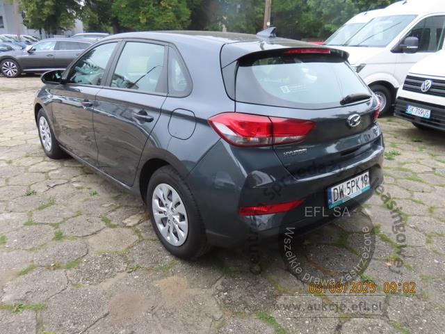 4 - Hyundai i30 1.5 DPI Classic + 2021r. DW5PK19 UWAGA!! Pojazd znajduje się w lokalizacji: Katowice 40-689, Małachowskiego 16