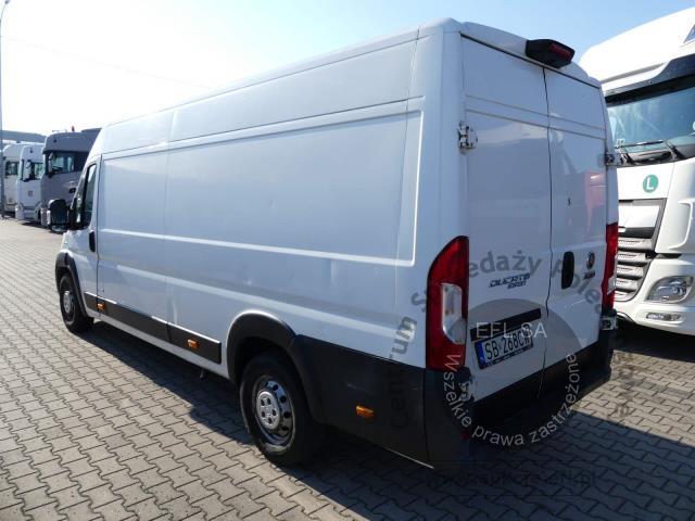 11 - FIAT DUCATO 2.3 130KM FURGON  2018r.