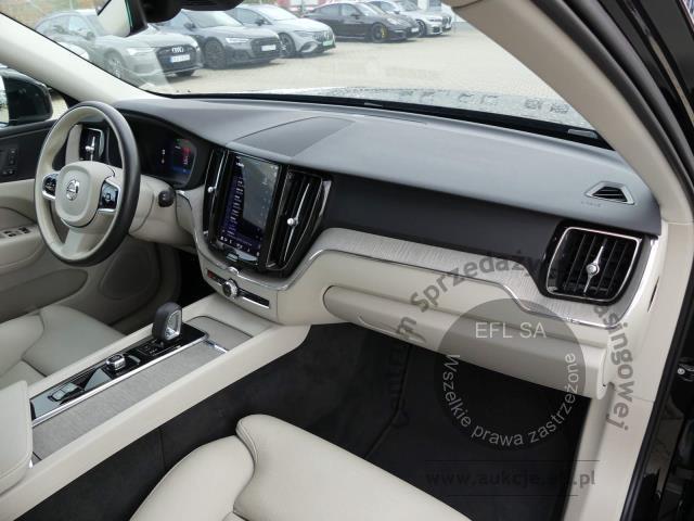 10 - Volvo XC60 B4 B Plus Bright automat 2022r. WND1859C Magnice