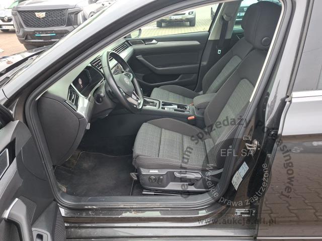 6 - Volkswagen Passat 2.0 TDI EVO Business 2022r. DW8SL41 Magnice