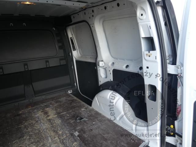 8 - Volkswagen Caddy Cargo 2.0 TDI Furgon 2021r. DW4RE42 Magnice