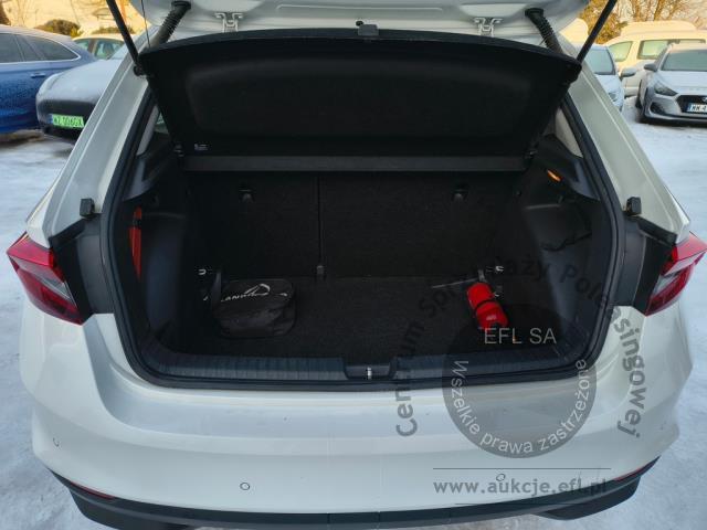 8 - Skoda Fabia 1.0 Ambition Hatchback 2023r. WZ712GG UWAGA!! Pojazd znajduje się w firmie Arctos Sp. z o.o. Warszawa, Al. Krakowska 7, 02-183 Warszawa