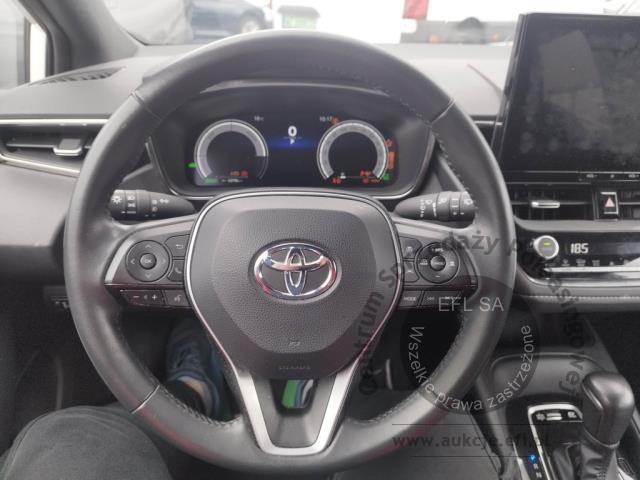 7 - Toyota Corolla 1.8 Hybrid Comfort 2023r. WZ701GH Pojazd znajduje się w firmie ARCTOS GROUP sp. z o.o. Al. Krakowska 7, 02-183 Warszawa