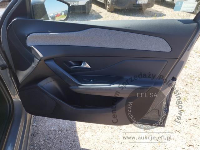 12 - PEUGEOT 308 1.5 BlueHDi Allure Pack S&amp; 2024r. SK9A854 Pojazd znajduje się w firmie ARCTOS GROUP sp. z o.o. Al. Krakowska 7, 02-183 Warszawa