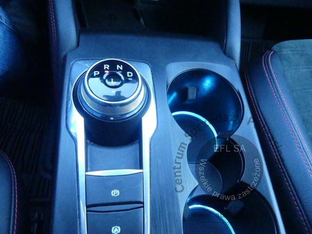 7 - FORD KUGA ST-LINE X 2.5 FHEV ECVT  2023r.