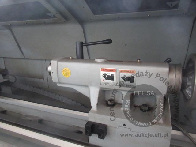 8 - Tokarka XYZ Machine Tools Ltd model RLX555 x 1,75m