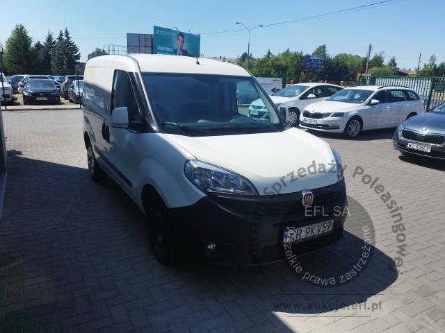 2 - Fiat Doblo Cargo 1.6 MJ SX 2019r. KR9KV59 UWAGA!! Pojazd znajduje się w lokalizacji: Janki, Al. Krakowska 52, 05-090 Janki