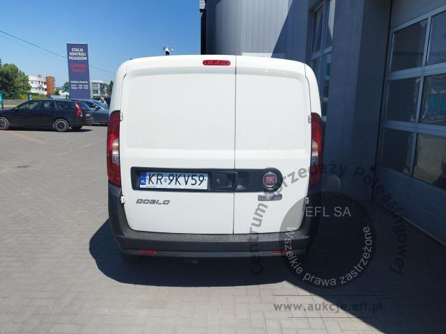 4 - Fiat Doblo Cargo 1.6 MJ SX 2019r. KR9KV59 UWAGA!! Pojazd znajduje się w lokalizacji: Janki, Al. Krakowska 52, 05-090 Janki