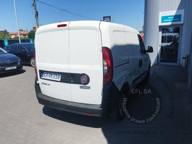 5 - Fiat Doblo Cargo 1.6 MJ SX 2019r. KR9KV59 UWAGA!! Pojazd znajduje się w lokalizacji: Janki, Al. Krakowska 52, 05-090 Janki