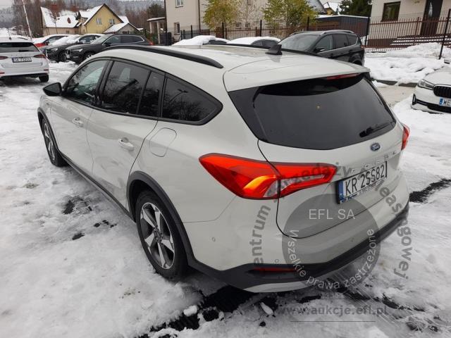 2 - Ford  Focus 1.0 EcoBoost Active 2019r. KR2SS82 Pojazd znajduje się w firmie AACAR sp. z o.o. Jawornik 90, 32-400 Myślenice