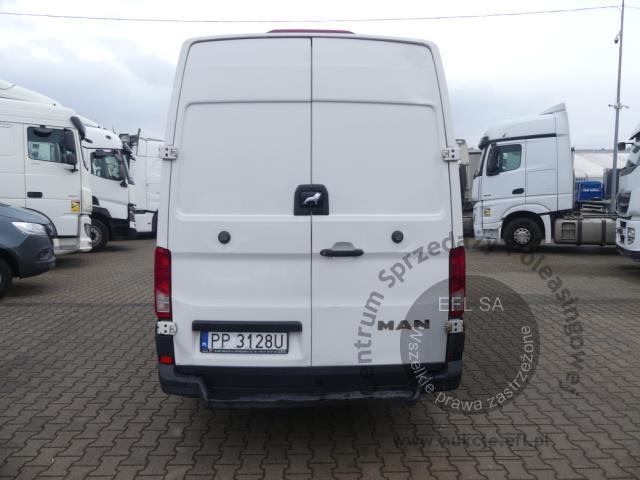 10 - MAN TGE 3.140 2.0 TDI 4X2F  2019r.