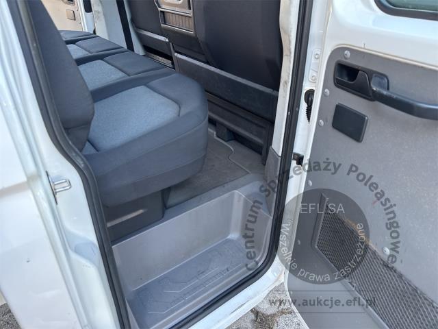 11 - Volkswagen Crafter 35 BiTDI 2021r. SK054UX Magnice