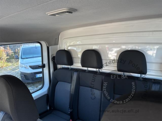 13 - Volkswagen Crafter 35 BiTDI 2021r. SK054UX Magnice