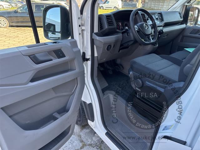 7 - Volkswagen Crafter 35 BiTDI 2021r. SK054UX Magnice