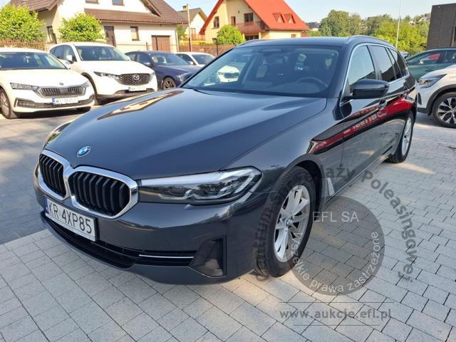 1 - BMW Seria 5 520i aut Kombi 2022r. KR4XP85 Pojazd znajduje się w firmie AACAR sp. z o.o. Kasztanowa 5, 32-400 Jawornik